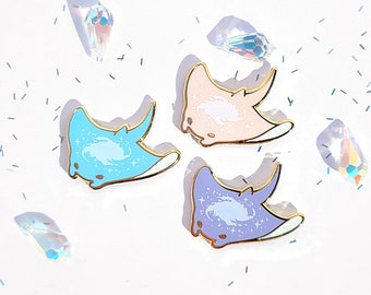 1" galaxy manta ray hard enamel glitter pin