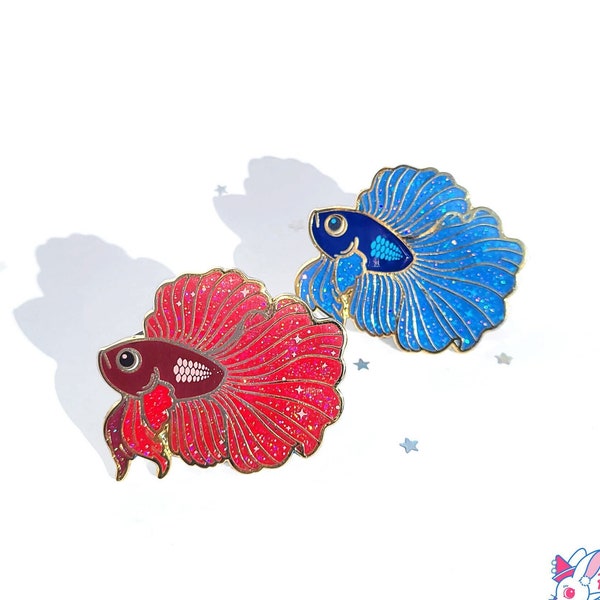 1.35" betta fish glitter hard enamel pin