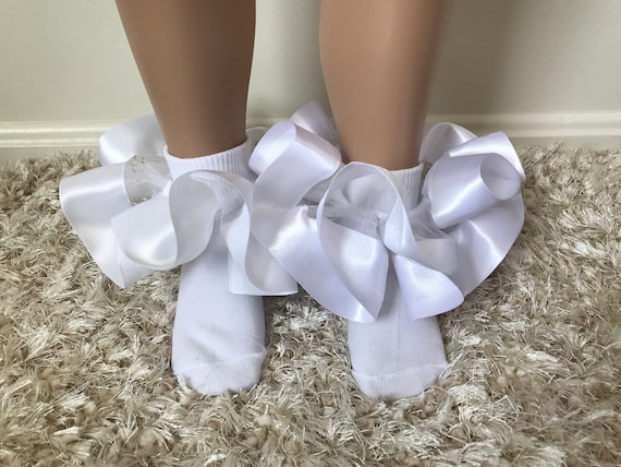 ruffle socks