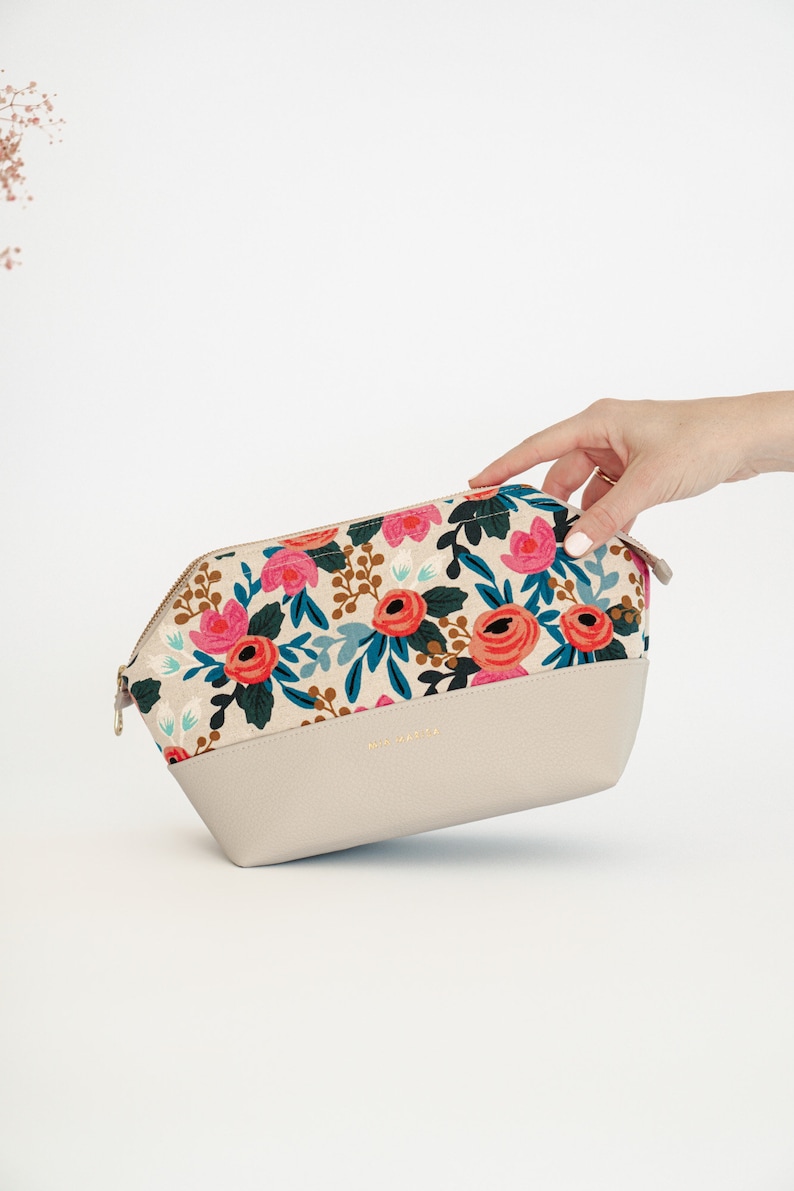 Small, medium, large cosmetic bag with compartments women's floral design beige gift idea for women toiletry bag, customizable with name Medium