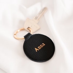 Personalizable keychain with engraving/name/initials Genuine leather in black, beige, gold Gift idea for Mother's Day, birthday image 2