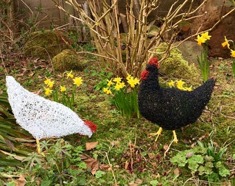 Handmade wire sculpture chicken / hen. Metal garden Sculpture. Handmade. Garden ornament. Garden decor. Animal. Bird. Handcrafted. Unique