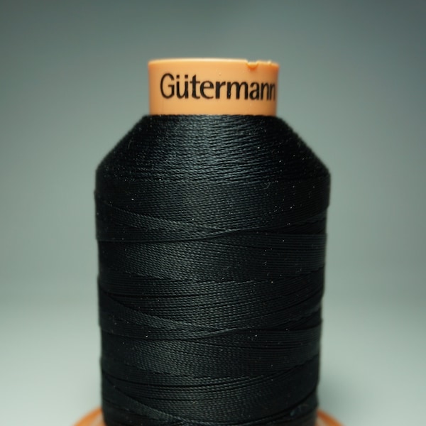 Fil Gutermann Tera 20 tex 150,fil 100 % polyester noir,résistant