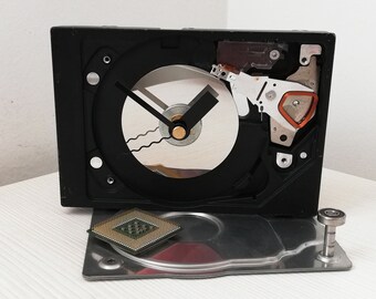 Hard drive clock 3,5", desk clock, industrial clock, gift for him, computer clock, hdd , hard disk clock