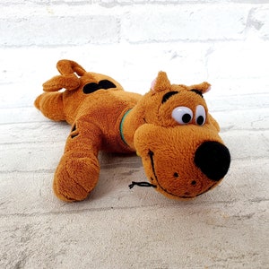 Scooby doo dog toy shop