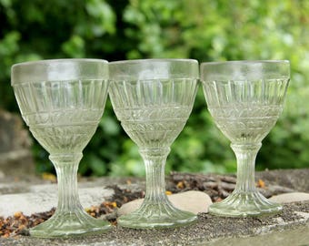 Set of 3 Small Drinking Cups Collectible Drinkware vintage drinking glasses vintage Wine glasses retro barware Wine Cups antique glasses