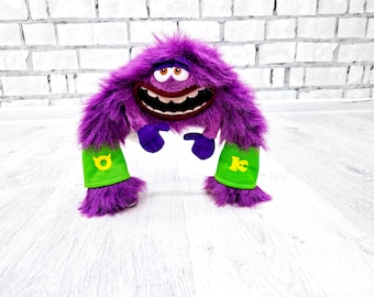 ぬいぐるみアート モンスター 紫色のぬいぐるみ 8インチ ディズニー モンスターズ ユニバーシティ アート ぬいぐるみ ヴィンテージ コレクタブル おもちゃ 子供用おもちゃ キッズおもちゃ