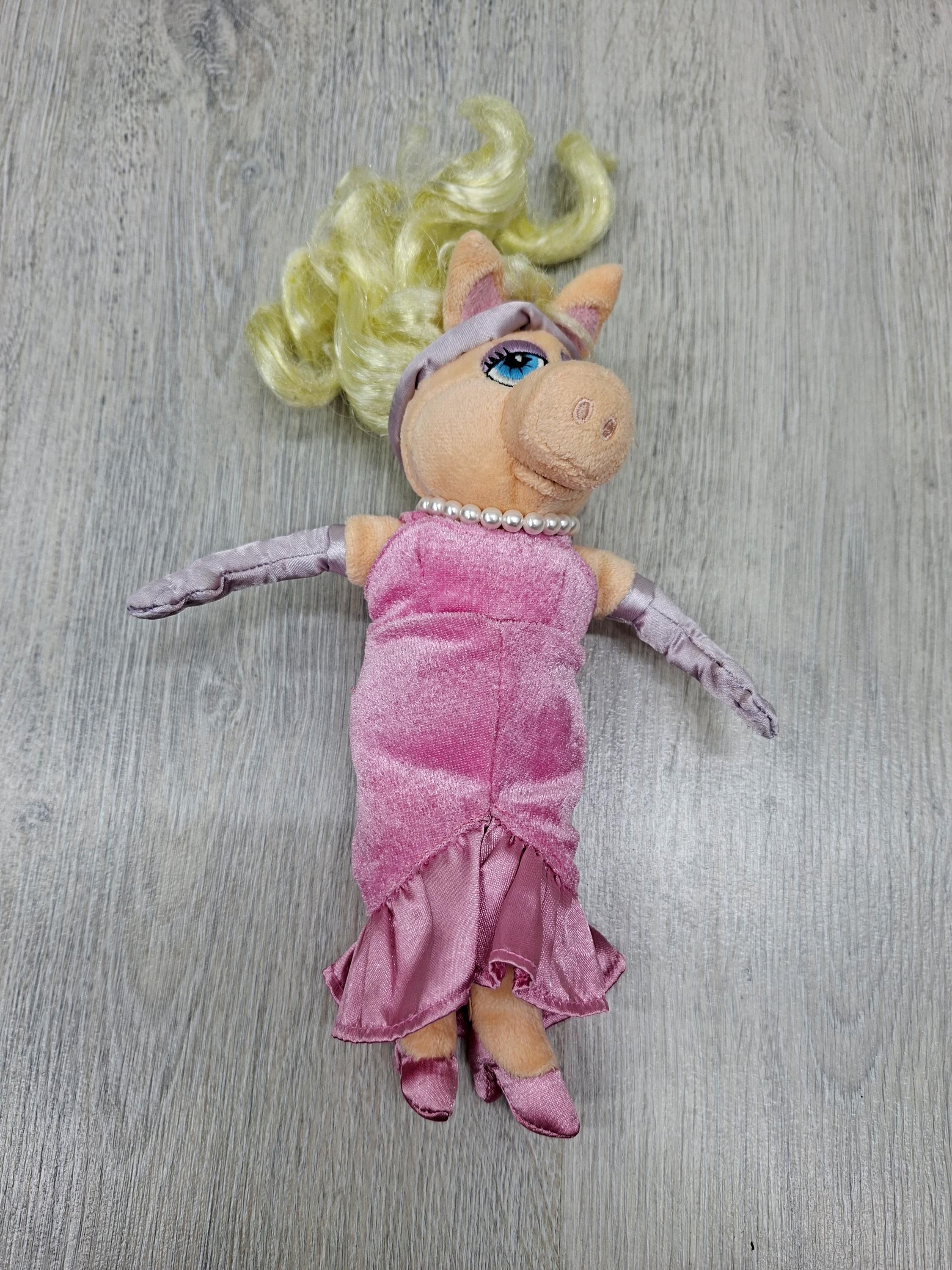 Vintage Stuffed Muppets Miss Piggy Plush Doll 9