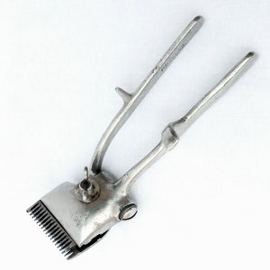 1960s Hair Trimmer Barber Hair Clipper Vintage Barber Tool Metal ...