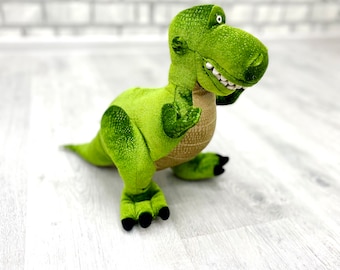 緑の恐竜のぬいぐるみ - Etsy 日本