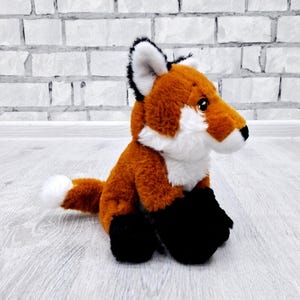 ぬいぐるみのキツネ ぬいぐるみ ヴィンテージ キツネのおもちゃ 9インチ コレクター向けおもちゃ ぬいぐるみ 動物 おもちゃ 子供用おもちゃ ぬいぐるみ キッズおもちゃ ぬいぐるみのキツネ 動物おもちゃ