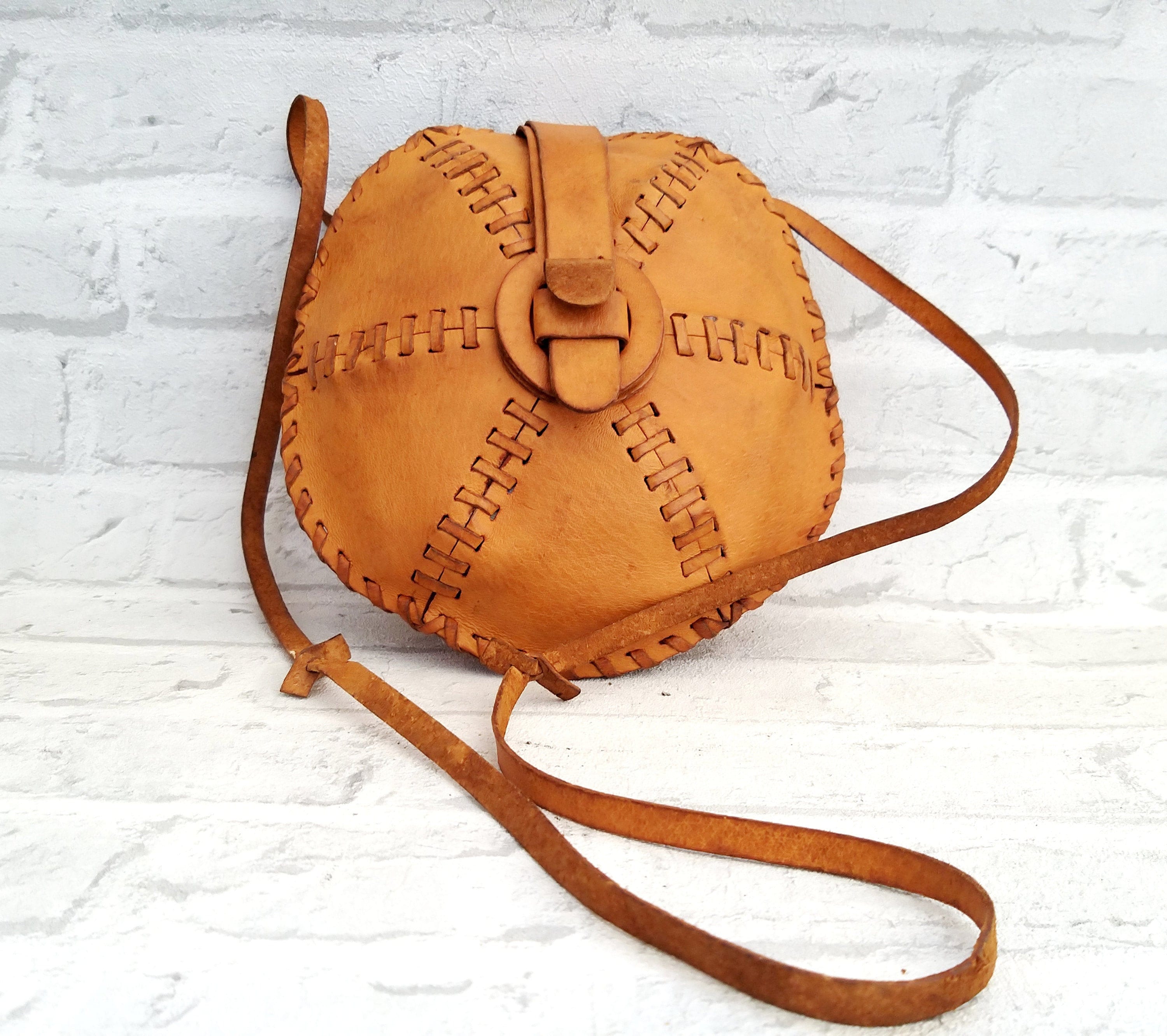 round purses leather