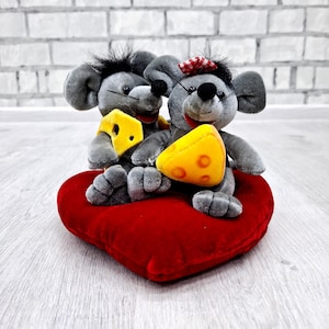 Stuffed cheese Mouse Plush toys Vintage Mouse toys 6.5&quot; collectible toy plush Children&#39;s Toy Stuffed Toy kids Toy Stuffed Animal  Baby toy