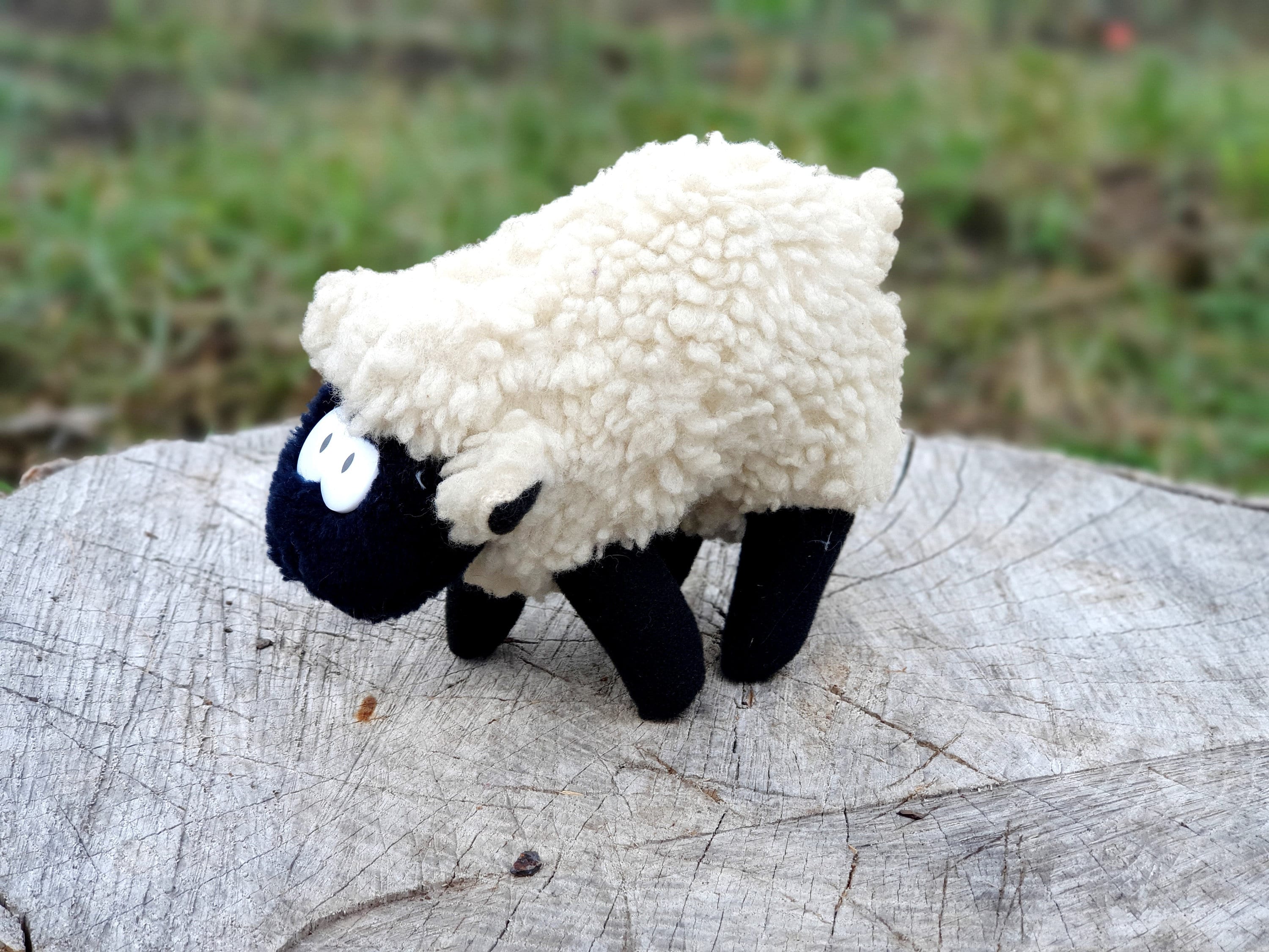 Shaun le mouton jouet sale