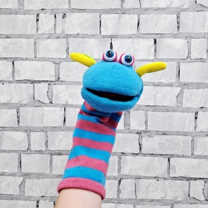 The Puppet Company Scorch  Knitted puppet toys 15&quot; Vintage  collectible toy Children&#39;s Toy  Hand puppet kids Toy puppet theater