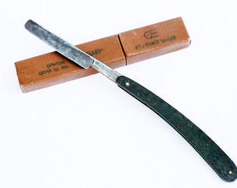 Vintage Straight Razor Soviet Straight Razor old barbers tool Collectible razor Antique straight razor Vanity barber accessory Antique Wade