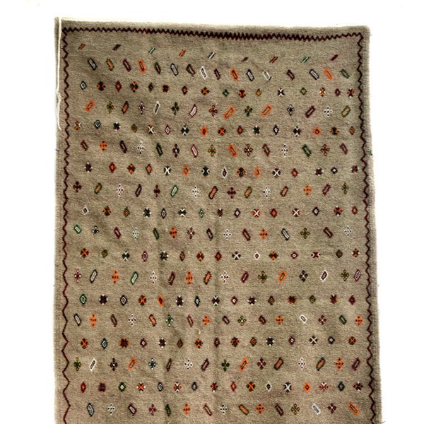 Moroccan rug Berber hanbal rug 7.7Ftx4Ft Moroccan Berber rug grey Hanbal kilim rug - Origin Khemisset, Morocco. "The Floral Outer-space"