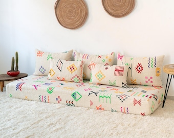6 ft (180 cm) handgemachte weiße Kelim Wolle marokkanische weiße Sofa Cover Set: Ungepolstertes Bodenkissen mit Kissen Boho-Stil