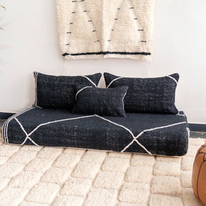 Marokkanische schwarze Baumwollboden-Couchbezüge - 120/150/180/210 cm) Komplettes Set eines langen Bodenkissens + Kissenbezüge.