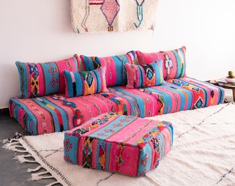 Marokkanisches Sofa - 210 x 70 x 15 cm (7 Fuß) langes Bodenkissen + 3 Rückenkissen + 2 zusätzliche Kissen + ungepolsterter Hocker + Reißverschlussbeutel