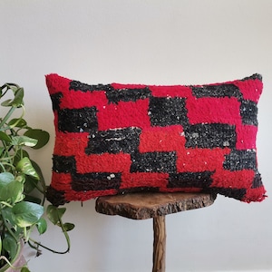 Handmade Moroccan Kilim Pillow Cover: Boho Throw Cushion (12x20)