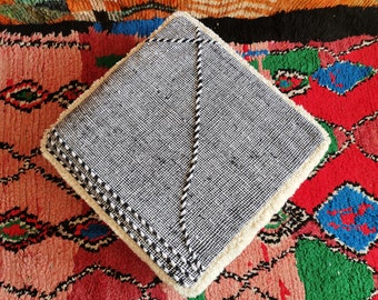 FREE SHIPPING 24x24 Moroccan Handmade Pouf Wool Berber Rug Floor Cushion Square Ottoman Floor Pillow Footstool Seat Cushion Pad