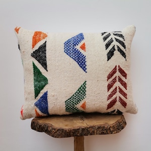 Handmade Moroccan Kilim Pillow Cover 16x14 (40x35 cm) : Boho Sofa Cushion