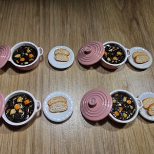 Miniature Beef stew, dollhouse food ,realistic food,  dollhouse miniatures, miniature food, miniature bread, 1:12 scale, fake food