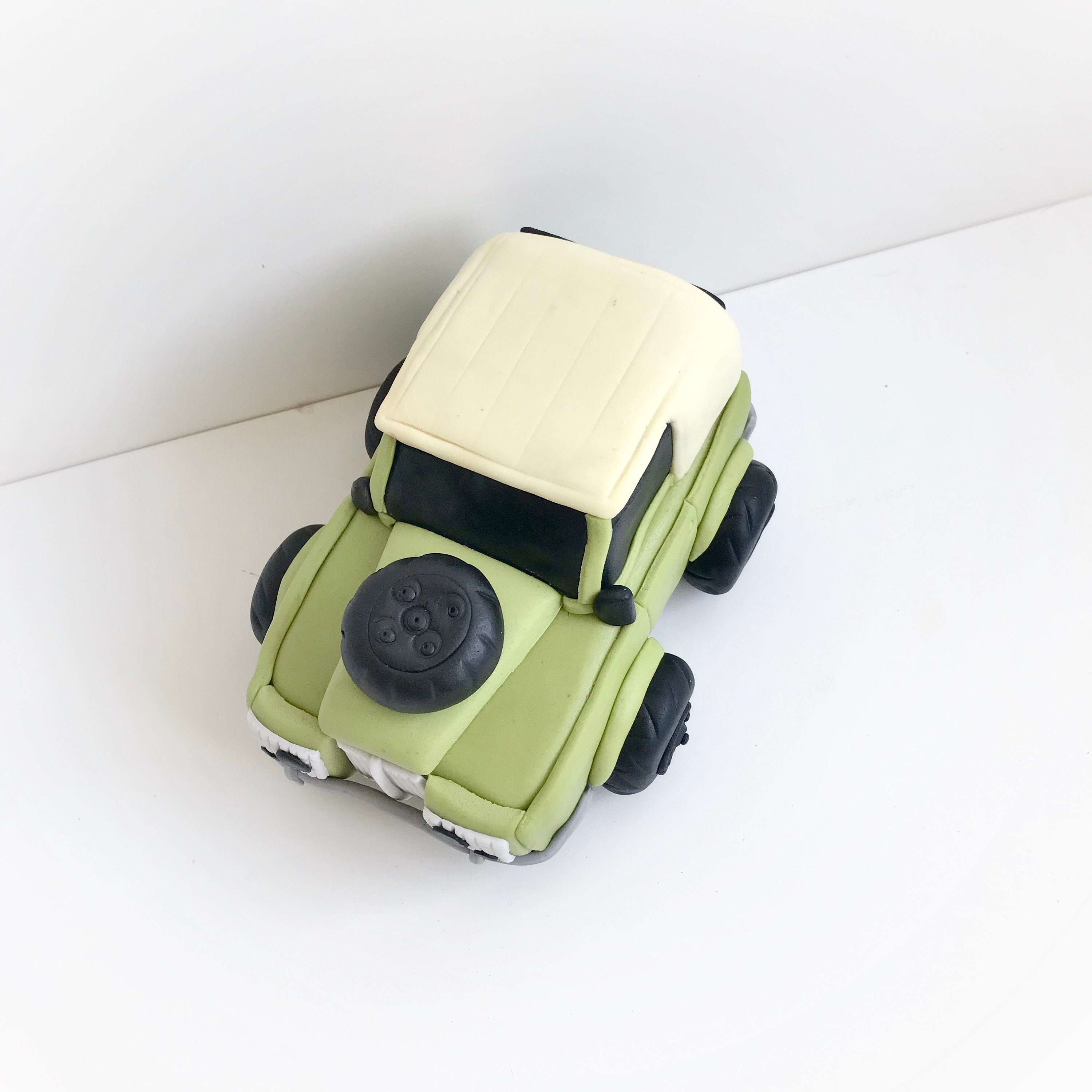Handmade 4x4 Defender Challenger Jeep Fondant Sugarpaste - Etsy Australia
