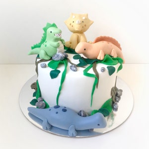 Handmade Cute Dinosaurs Sugarpaste/Fondant Cake Topper