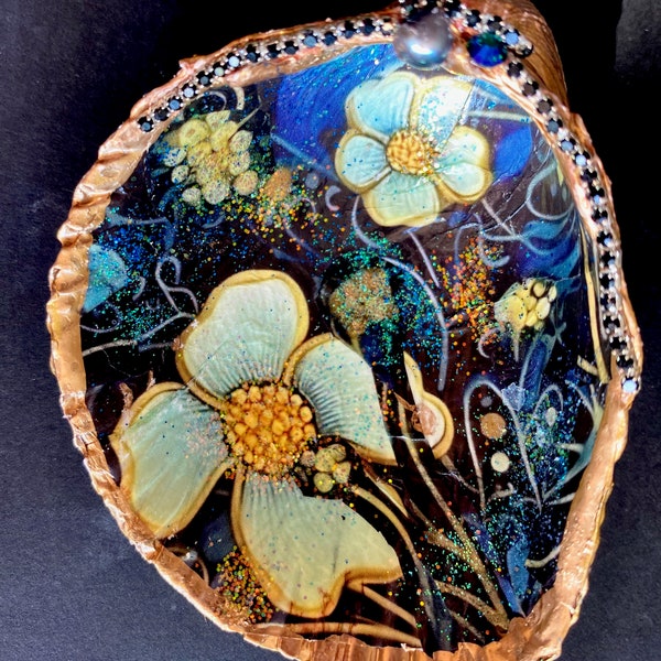 Night Florals Clam Shell, Jewelry Dish, Trinket Dish, Decoupaged Shell,   Ring Dish,  Friend Gifts | Wedding Gifts, Mother's Day