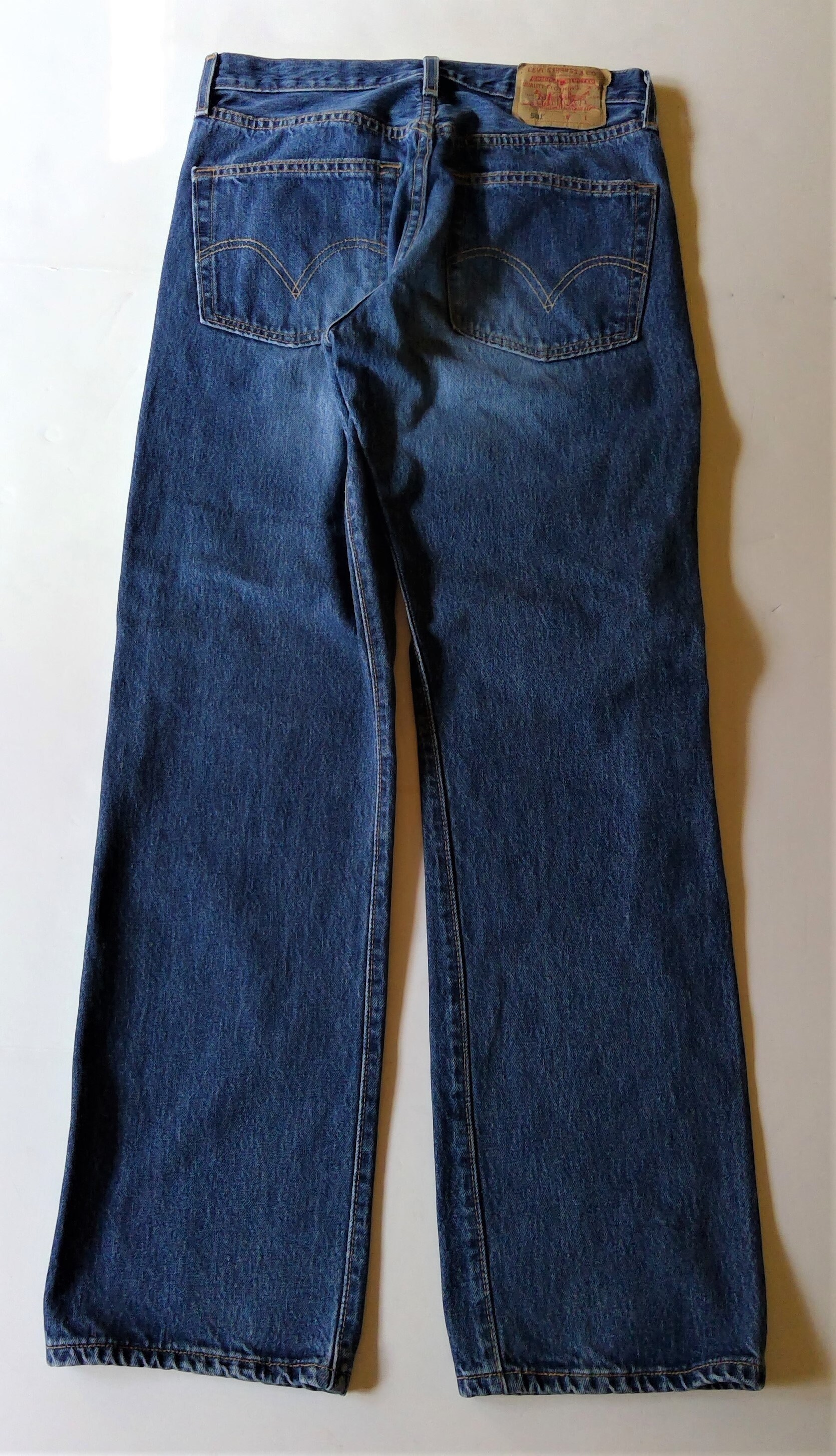 levi button up jeans