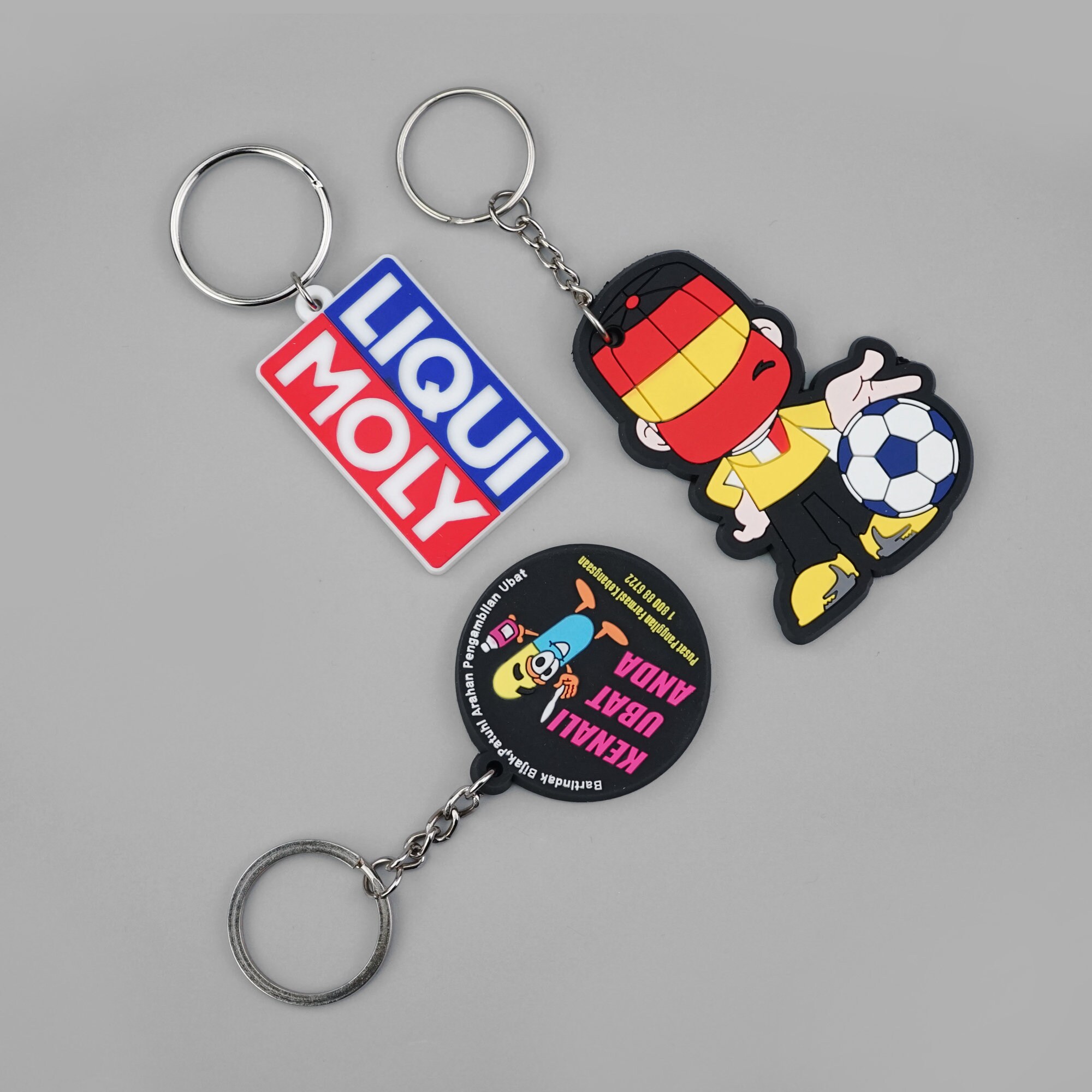 50pcs Custom PVC Keychain: Soft Rubber, 3D Cartoon Keyring - Etsy 日本