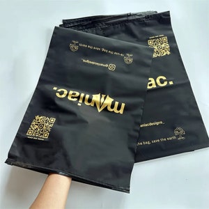 Black zipper bags with logo,Customized clothing bags for tshirt.hoodie packaging with logo printed,custom package bags,Frost Zip Bag