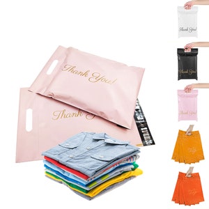 100 pezzi di buste postali personalizzate nere/bianche/rosa con manico, logo personalizzato, buste per la spedizione, buste per indumenti, buste in polietilene