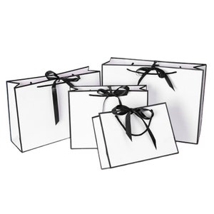 Gljyoka 10-Pack White Paper Gift Bags With Handles - 5.9x3.1x8.3 Inch Party Favor Bags For Birthdays & Weddings