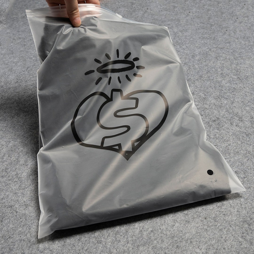 25pcs 50*70cm Matte Zip lock Plastic Packing Bags for Clothes