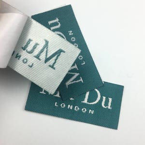 Étiquettes adhésives pour vêtements personnalisées, étiquette adhésive pour vêtements, étiquette tissée adhésive en tissu, étiquette tissée adhésive pour vêtements