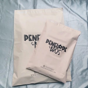 Bolsas de correo de polietileno de color beige crema personalizadas, 50-500 unidades, bolsas de envío personalizadas con logotipo de un color, bolsas de envío mate personalizadas