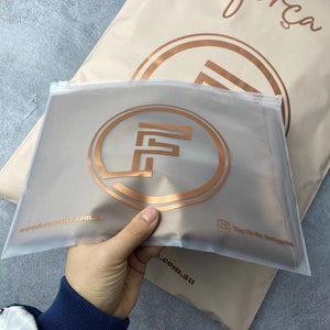 100 Custom Packaging Printed Logo Self Sealing Shirt Clothes Zip Lock Clear Ziplock Plastic Zipper Frosted Clothing Bags