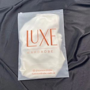 100 Custom Packaging Printed Logo Self Sealing Shirt Clothes Zipper Clear Zipper Plastic Zipper Frosted Clothing Bags