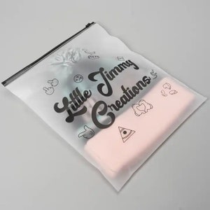 100 pezzi in vendita sacchetti con cerniera smerigliati personalizzati, imballaggi personalizzati per abbigliamento, sacchetti personalizzati per abbigliamento, sacchetti con cerniera in plastica PE
