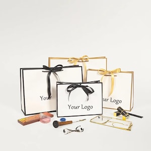 100 pcs persoanlized paper bags ribbon tote style custom jewelry packaging bags with logo custom logo eco paper bags custom gift bags