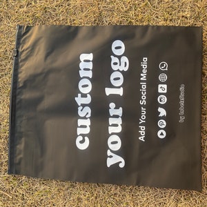 1000個カスタムブラックマットジッパーバッグ高品質プラスチックバッグ衣類ジッパーバッグ