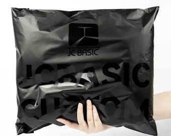 Custom Printed Matte Black Polymailer Bags Spot UV Logo Garment Clothing Packaging Bags with With Strong Adhesion