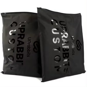 Sacos de embalagem com zíper de vedação fosca fosca preta personalizada para camisas/moletons/calças com logotipo em sacos plásticos