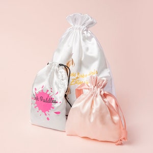 Saco de embalagem com cordão tecido mancha de seda macia de alta qualidade para sacos de pacote de cetim de jóias, bolsa com cordão saco de cabelo mancha de seda
