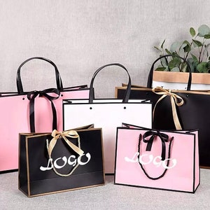Custom paper bags with handles, custom shop bag with logo, custom shop bag, paper bags personalized, paper bags for shipping, shop bag