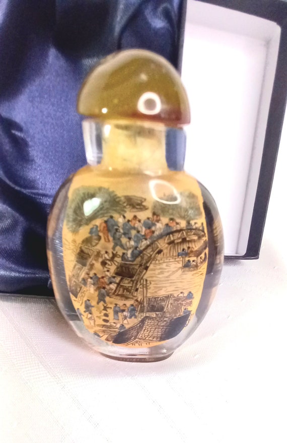 Vintage Antique Chinese Inside Reverse Hand Painte