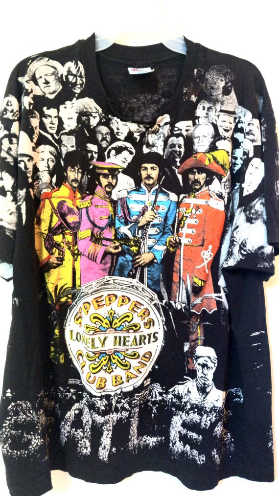 Vintage 90's XL the Beatles Sgt. Peppers Lonely Hearts All Over